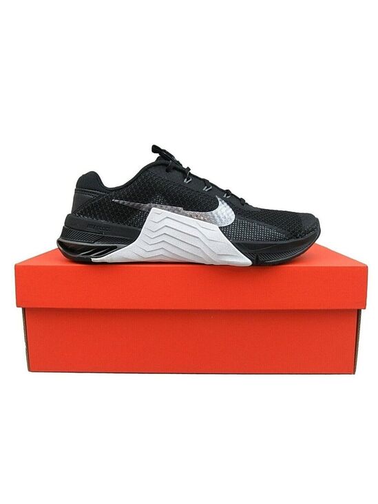 Nike Shoes - Nike Metcon 7 Gym Training Shoes Womens Size 9 Black White NEW